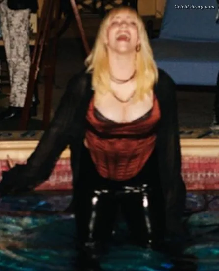 Billie Eilish photo 15 of 1846