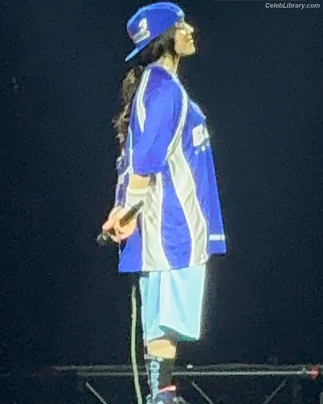 Billie Eilish photo 2 of 1846
