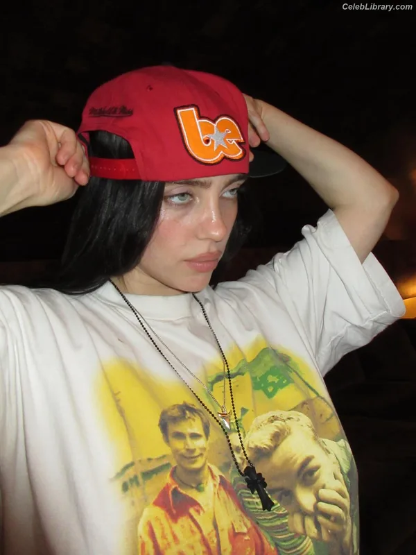 Billie Eilish photo 17 of 1846