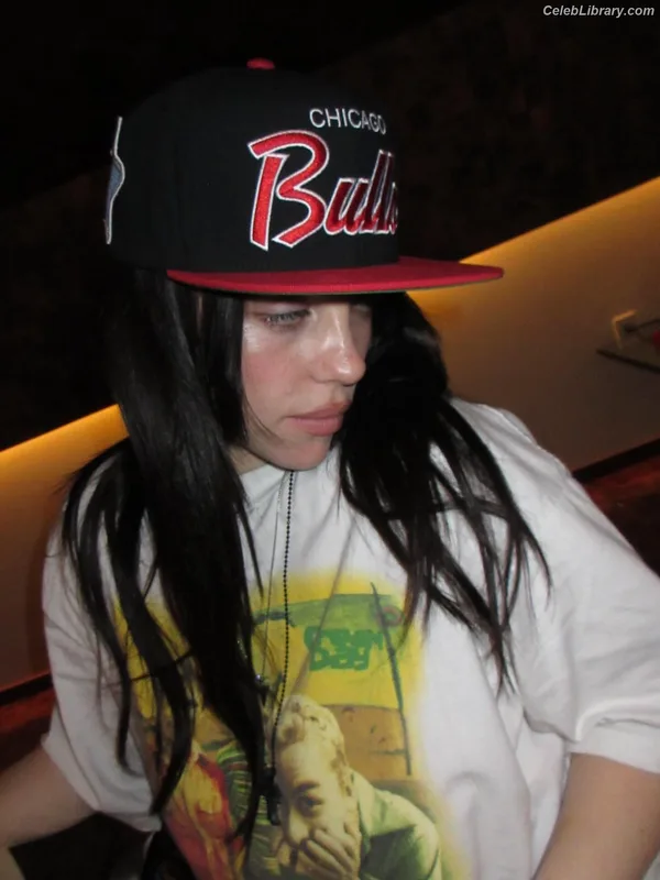 Billie Eilish photo 19 of 1846