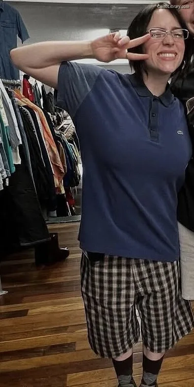 Billie Eilish photo 6 of 1846