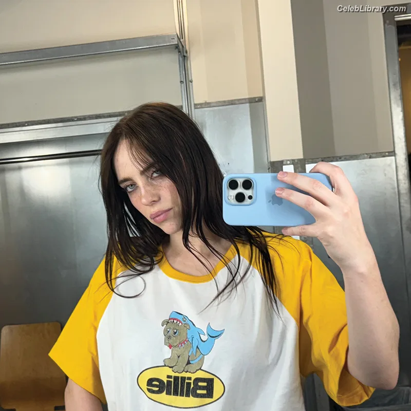 Billie Eilish photo 12 of 1846