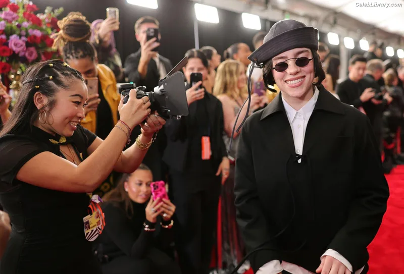 Billie Eilish photo 2 of 1846