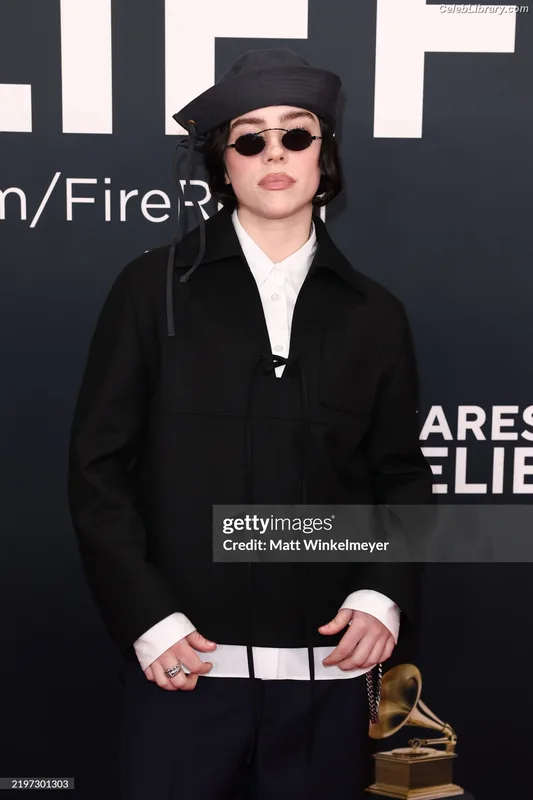 Billie Eilish photo 6 of 1846