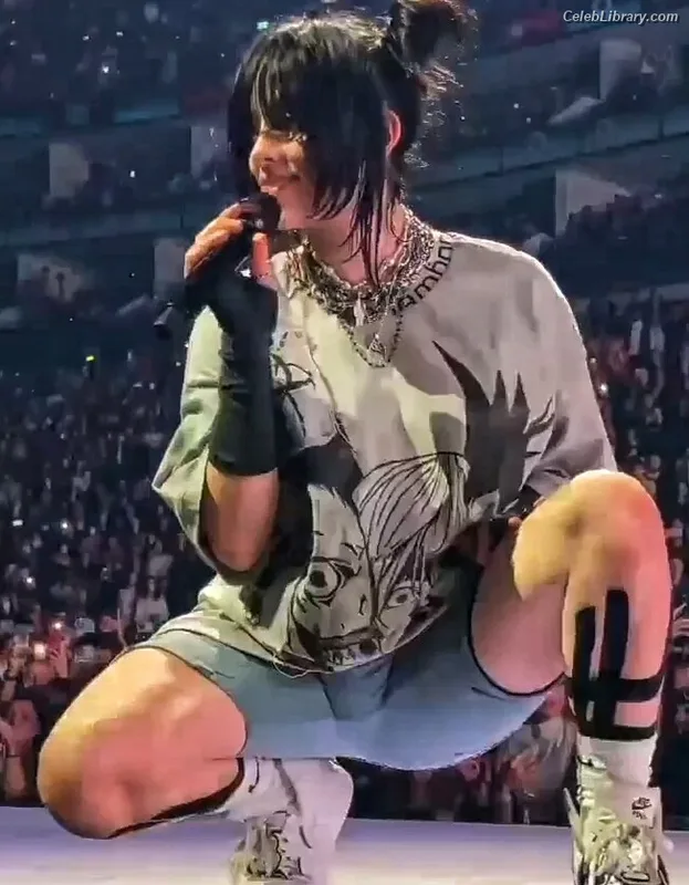 Billie Eilish photo 16 of 1846