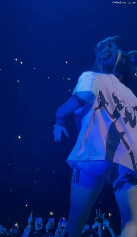 Billie Eilish photo 23 of 1846