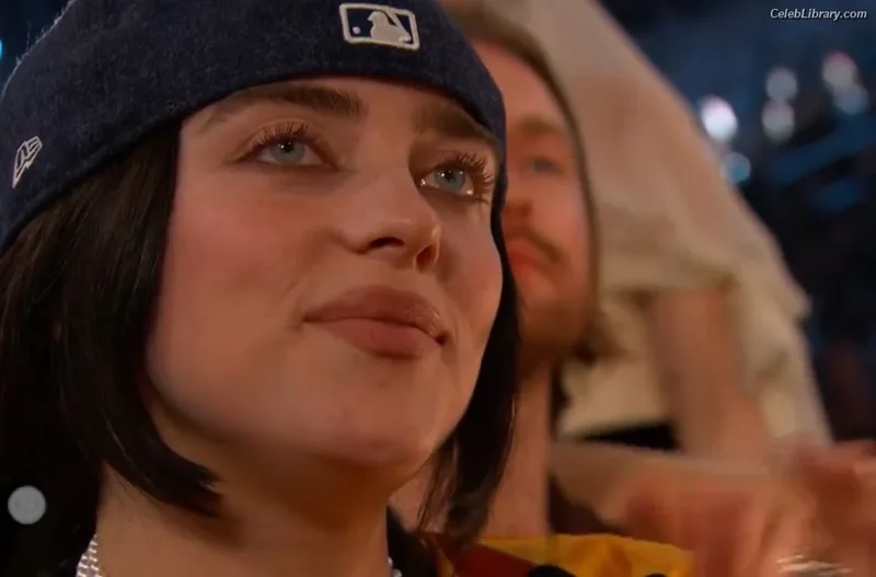 Billie Eilish photo 1 of 1846