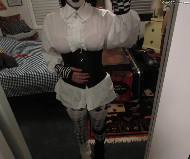 Billie Eilish photo 16 of 1846