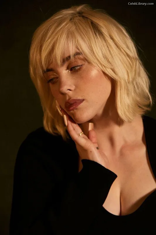 Billie Eilish photo 10 of 1846