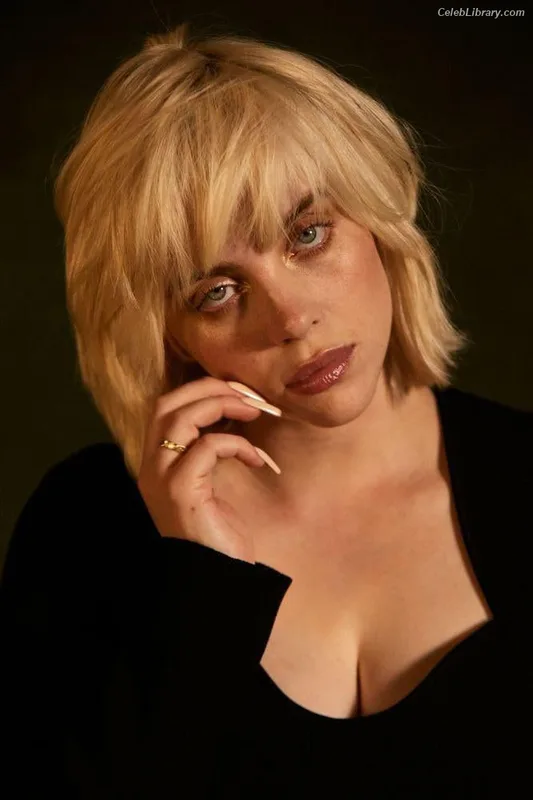 Billie Eilish photo 16 of 1846