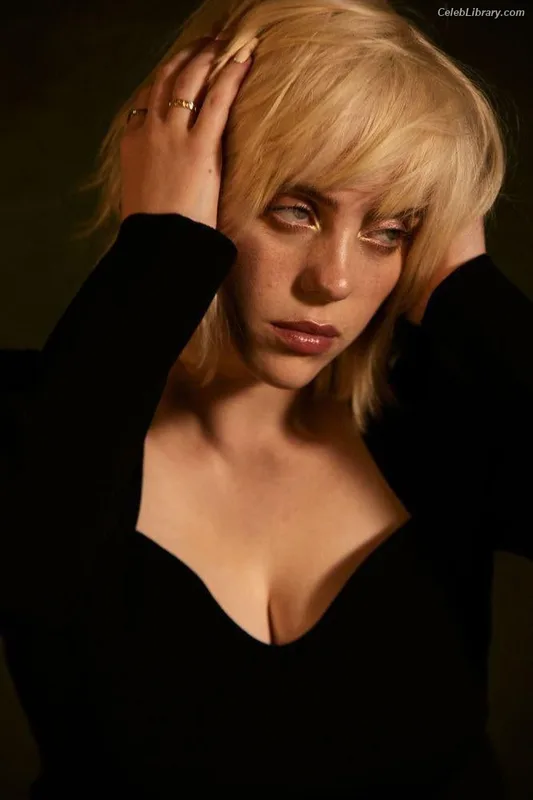 Billie Eilish photo 18 of 1846