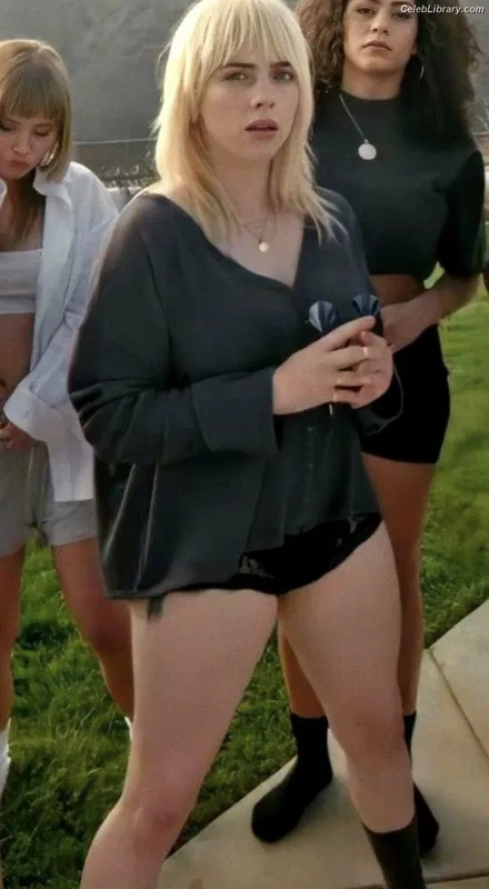 Billie Eilish photo 19 of 1846