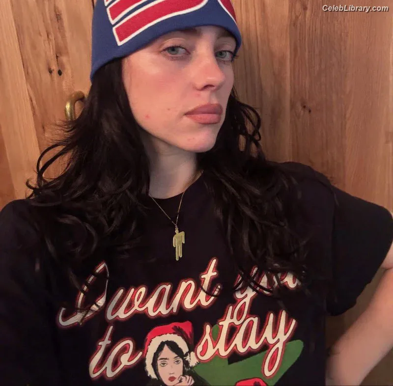Billie Eilish photo 2 of 1846