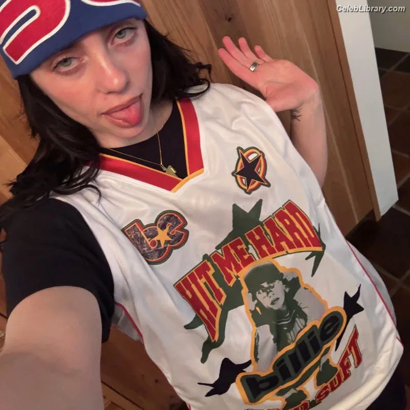Billie Eilish photo 6 of 1846