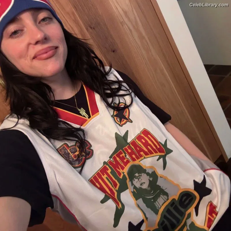 Billie Eilish photo 7 of 1846
