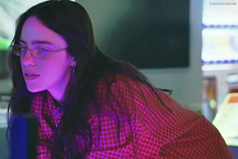 Billie Eilish photo 1 of 1846