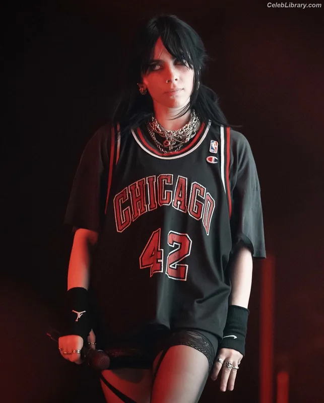 Billie Eilish photo 5 of 1846