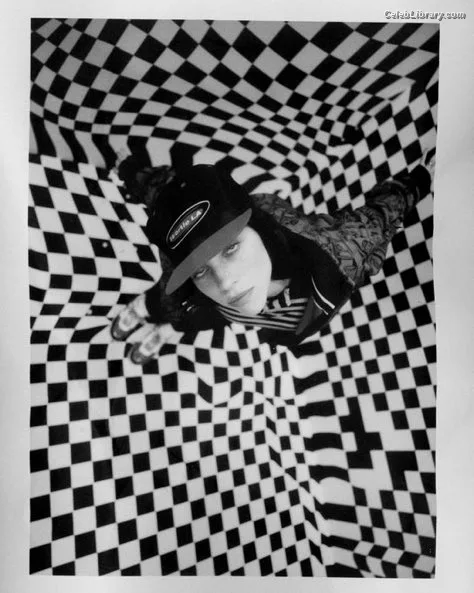 Billie Eilish photo 8 of 1846