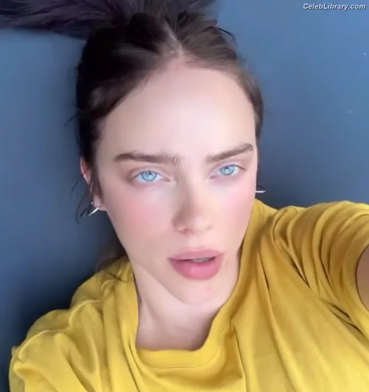 Billie Eilish photo 21 of 1846