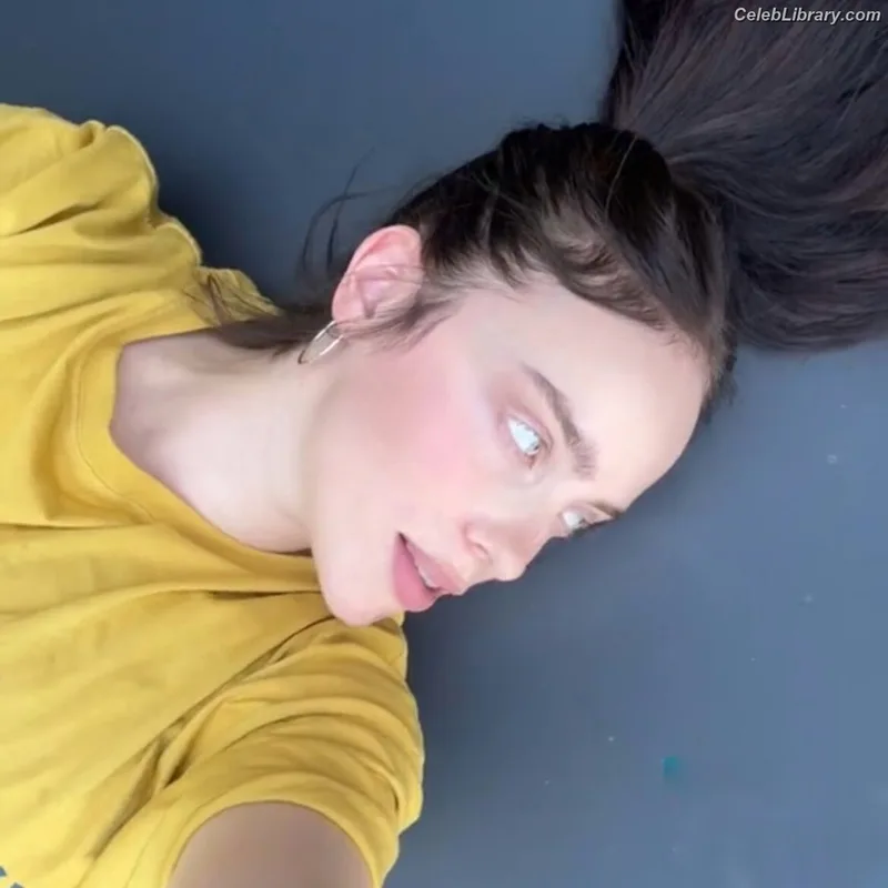 Billie Eilish photo 23 of 1846
