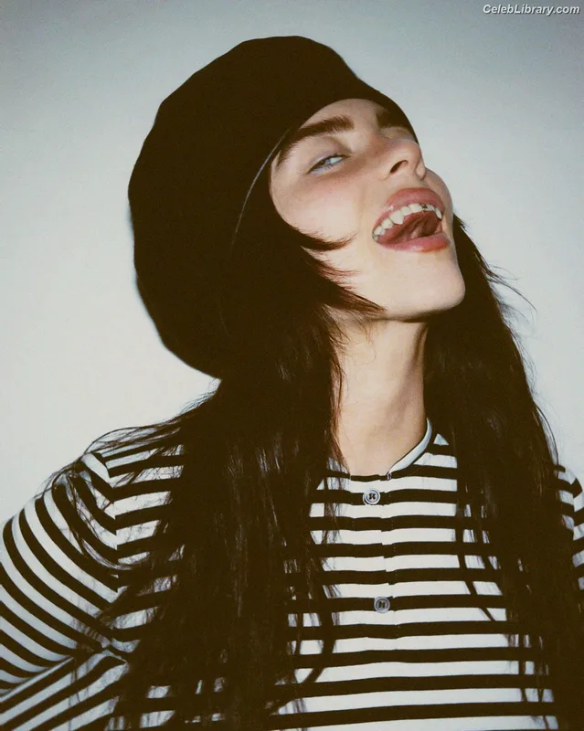 Billie Eilish photo 18 of 1846