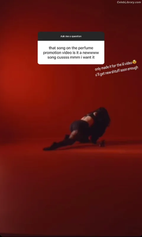 Billie Eilish photo 14 of 1846