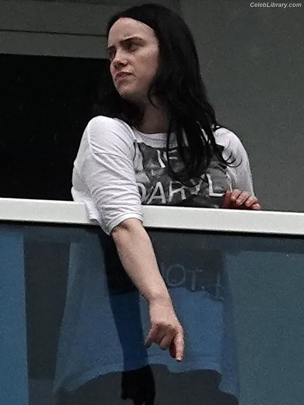 Billie Eilish photo 24 of 1846