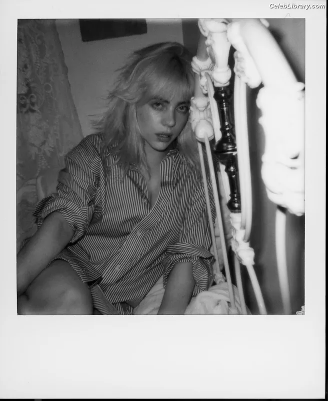 Billie Eilish photo 4 of 1846
