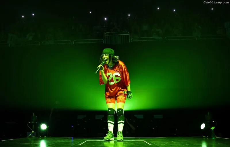 Billie Eilish photo 7 of 1846