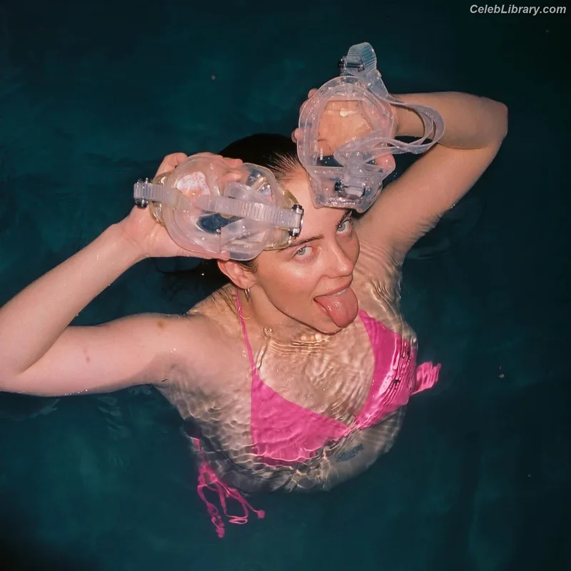 Billie Eilish photo 9 of 1846