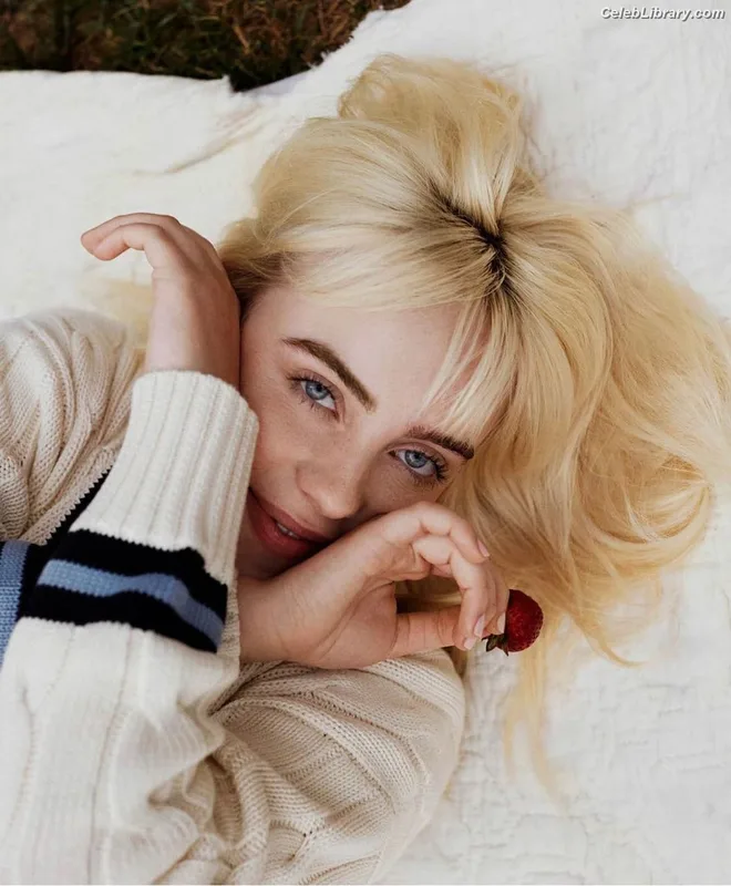 Billie Eilish photo 17 of 1846