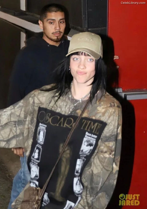 Billie Eilish photo 21 of 1846