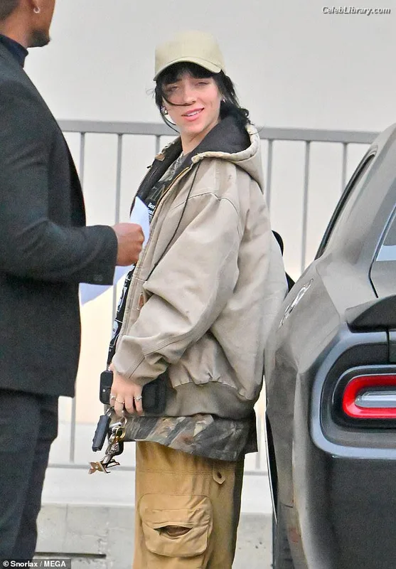 Billie Eilish photo 23 of 1846