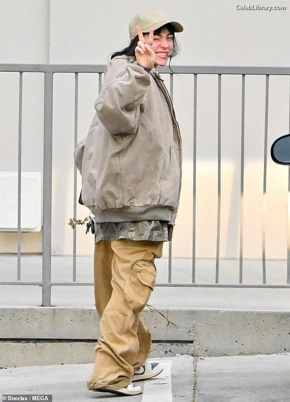 Billie Eilish photo 24 of 1846