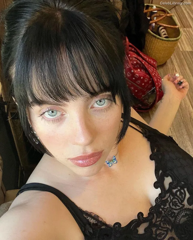 Billie Eilish photo 21 of 1846
