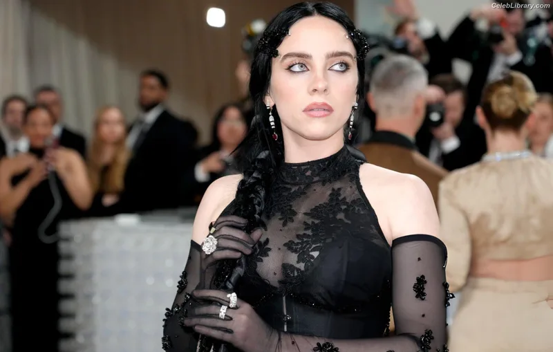 Billie Eilish photo 21 of 1846