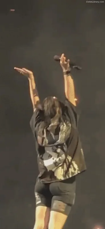 Billie Eilish photo 12 of 1846