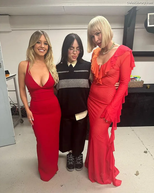 Billie Eilish photo 19 of 1846
