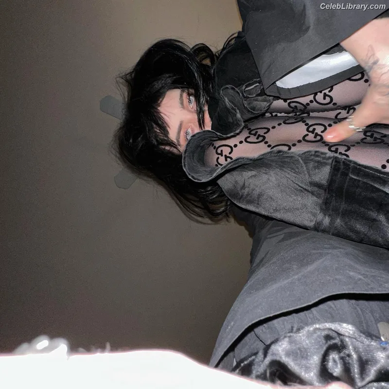 Billie Eilish photo 20 of 1846