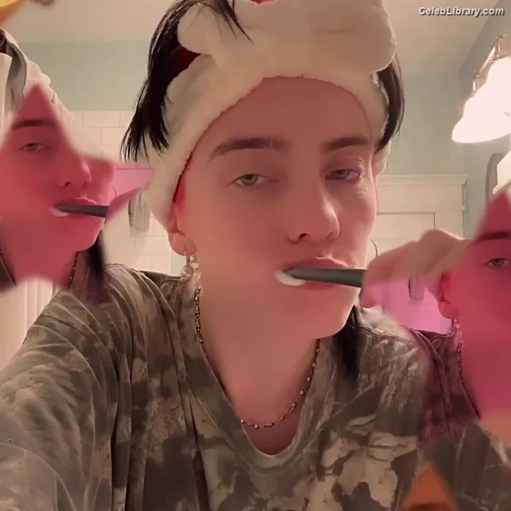 Billie Eilish photo 12 of 1846