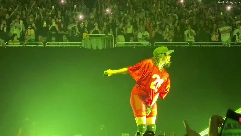Billie Eilish photo 24 of 1846