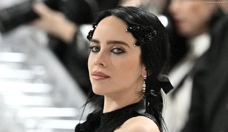Billie Eilish photo 16 of 1846