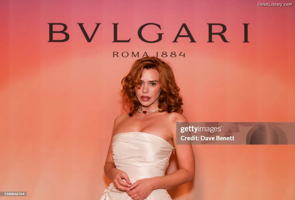 Billie Piper photo 18 of 620