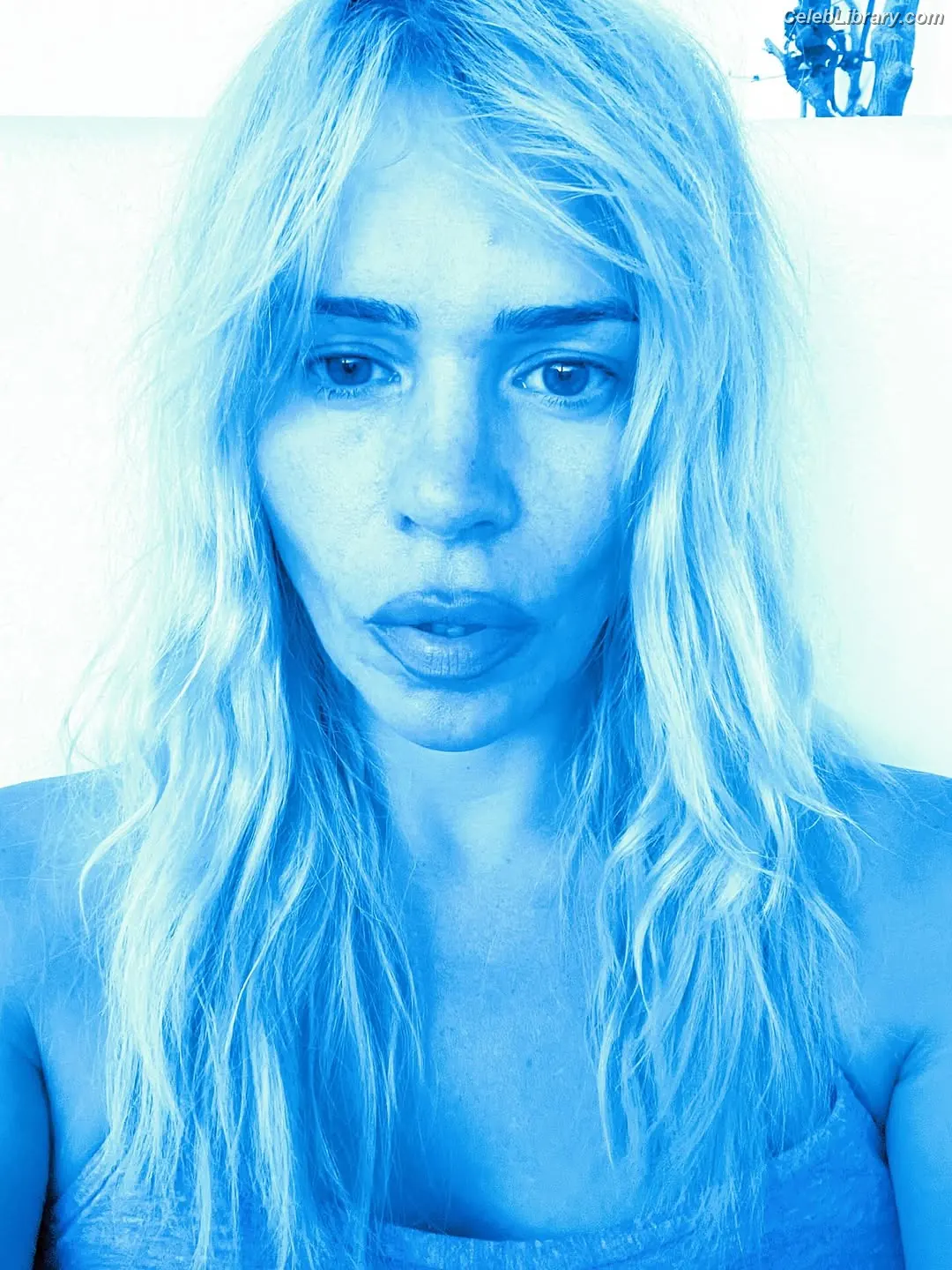 Billie Piper photo 8 of 620
