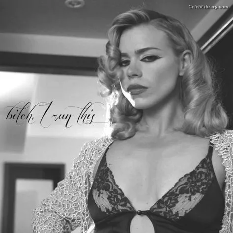 Billie Piper photo 24 of 621