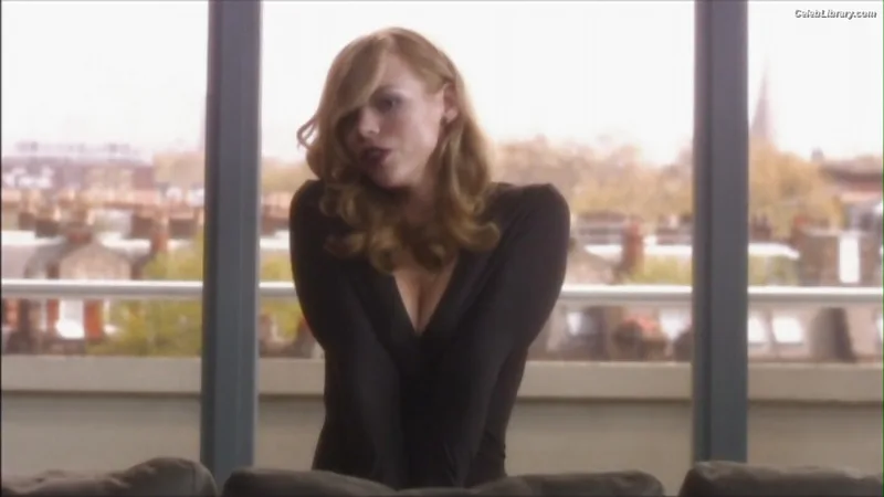 Billie Piper photo 3 of 621