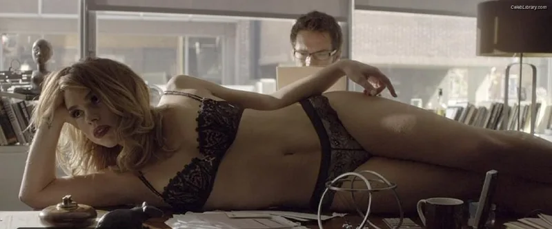 Billie Piper photo 5 of 621