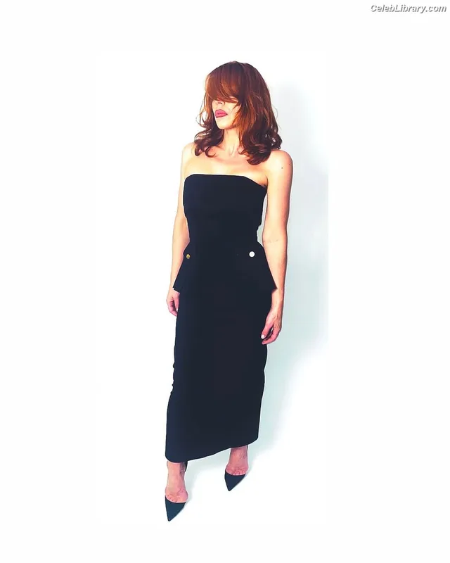 Billie Piper photo 19 of 621