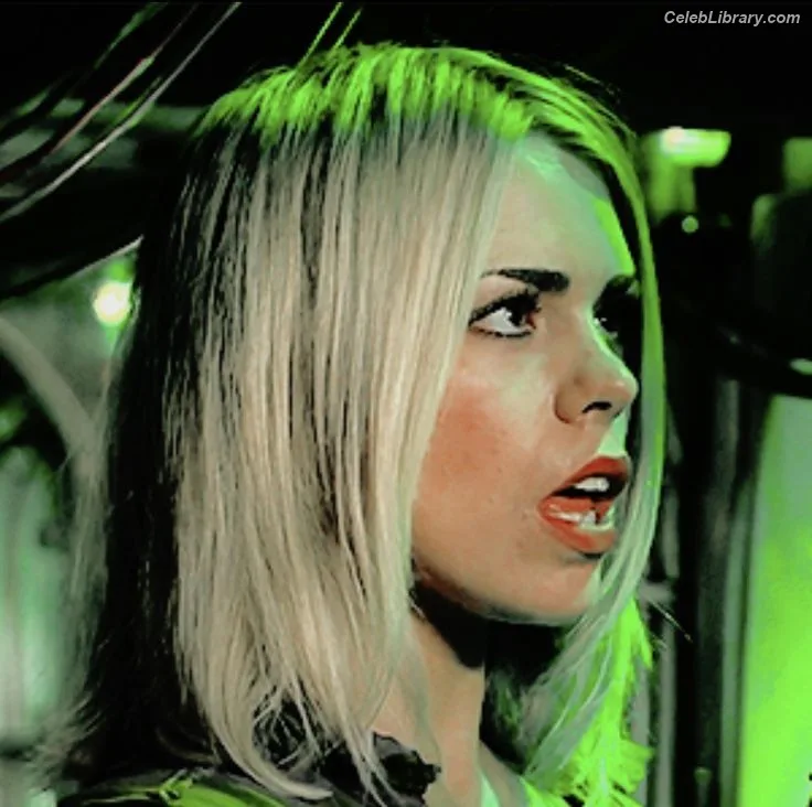 Billie Piper photo 21 of 621