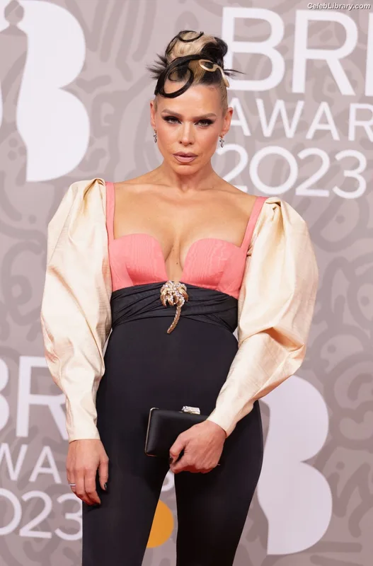 Billie Piper photo 6 of 621